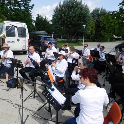 Sur le marché de la Bazoge 2016